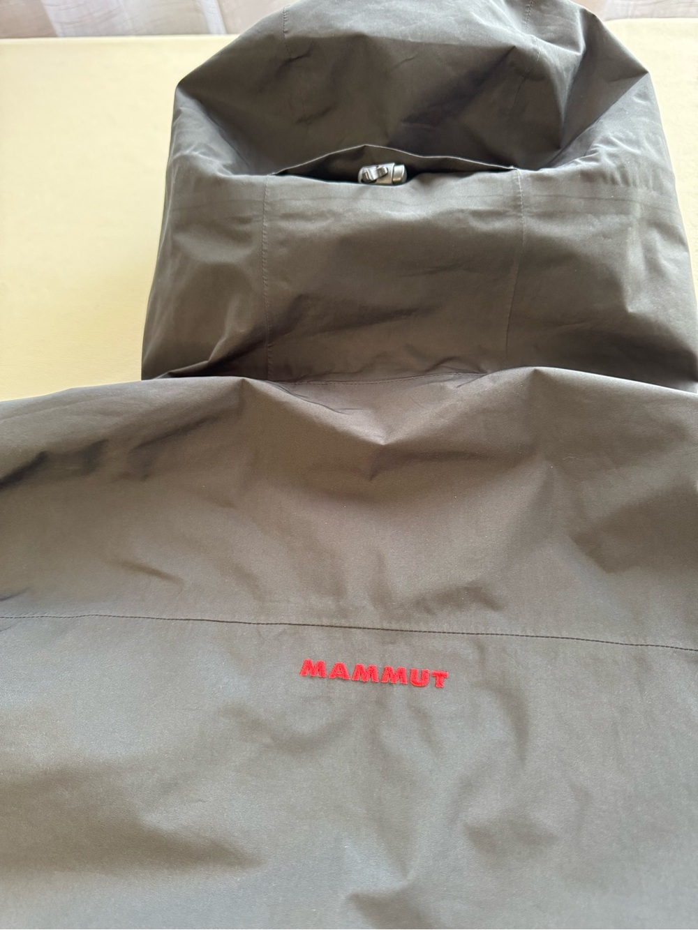 Mammut Men’s GORE-TEX Hooded Shell Jacket Black Size M - Picture 16 of 16